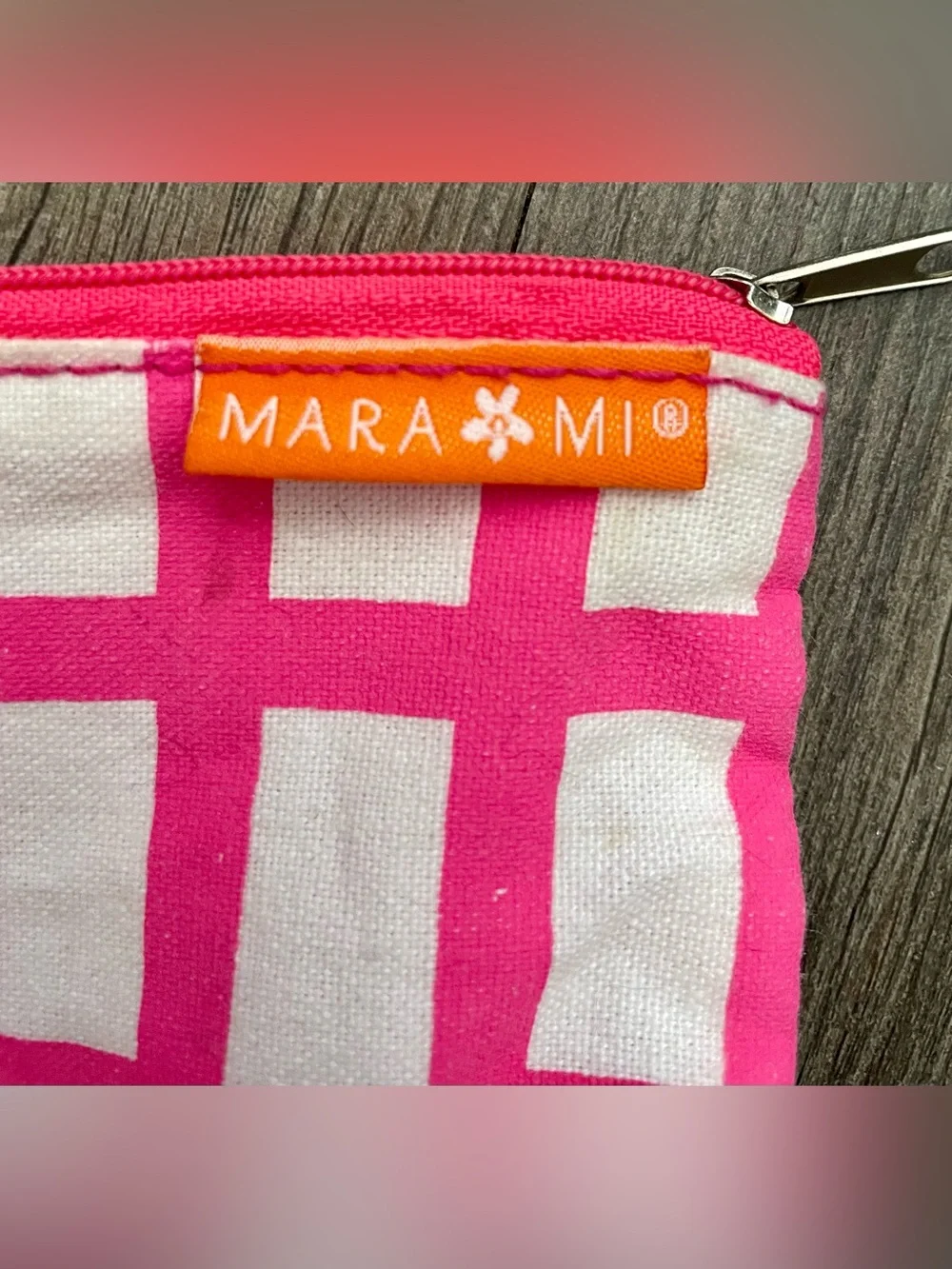 🩷 Mara Mi Hot Pink and White Geometric Canvas Pouch 🩷